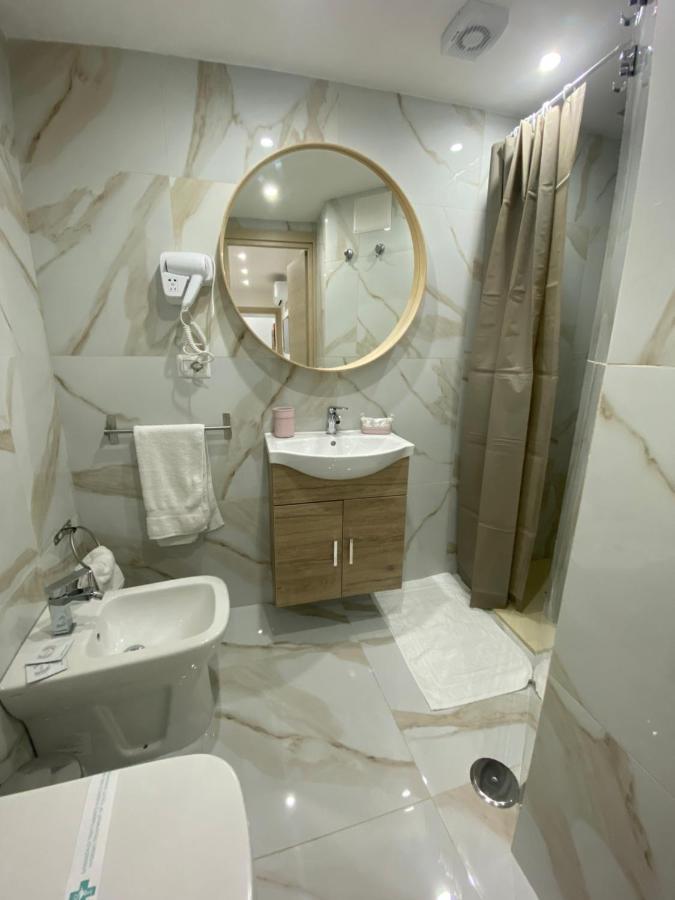 B&B Carme Napoli Bagian luar foto